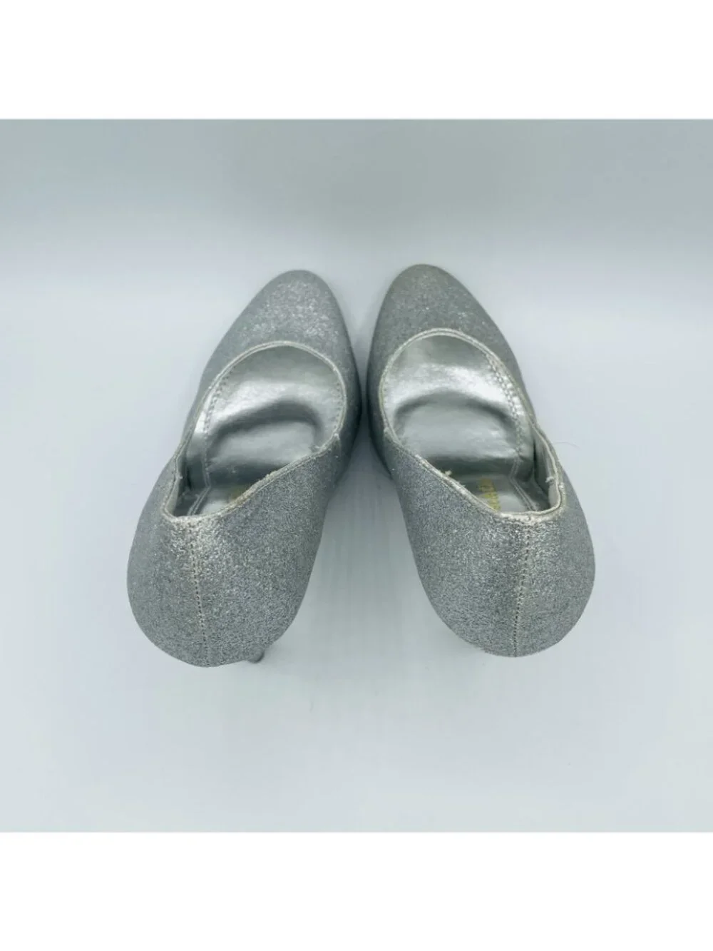 Chase & Chloe Shoes Womens Size 7 Silver Glitter Shiny Heels Stiletto Pumps Slip